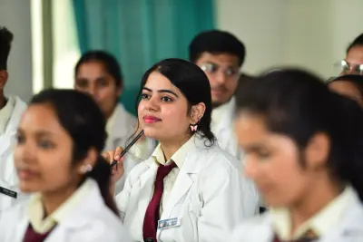 Students in Medical Science lab